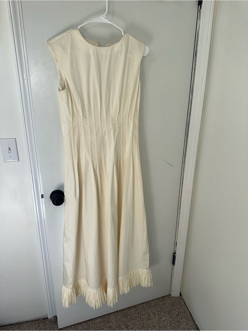 ANTONIO MELANI Cream Sleeveless Fringe-Hem Maxi Dress